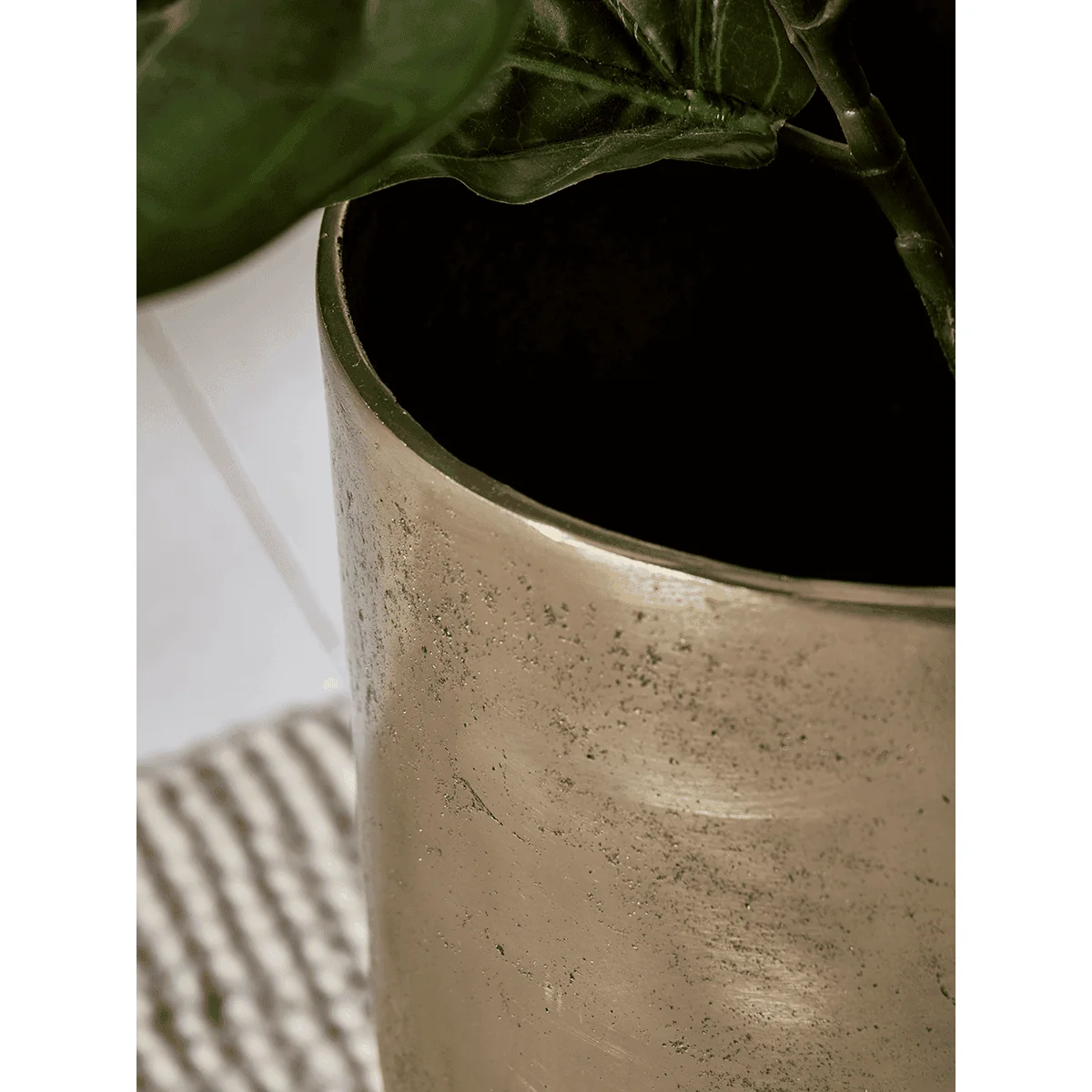 Two Textured Standing Planters – image 2