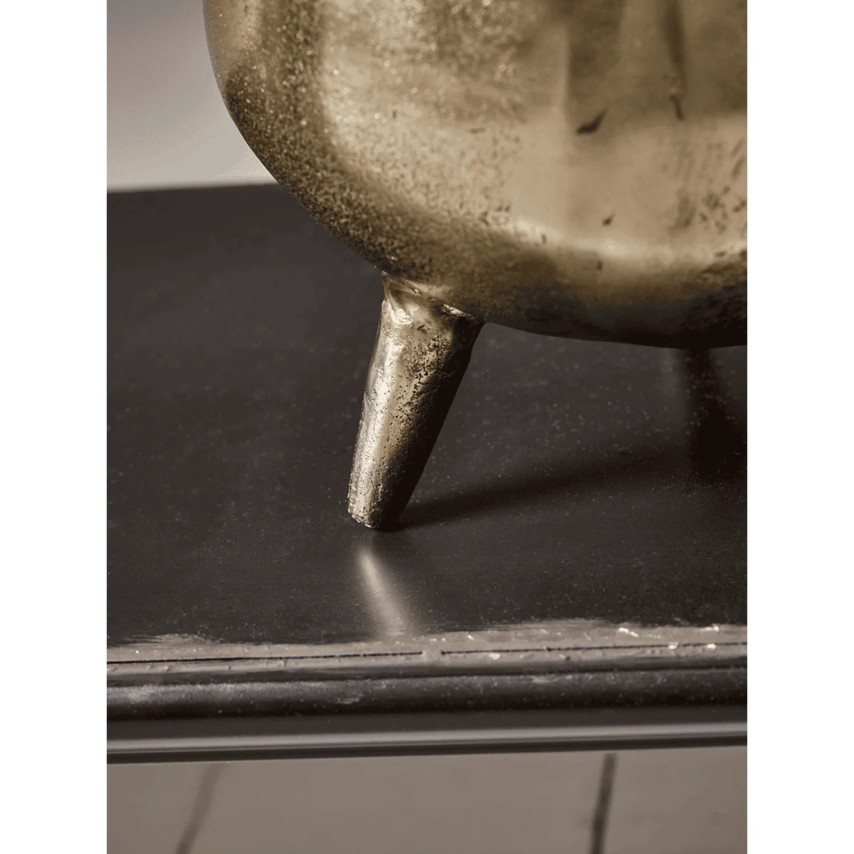 Two Textured Standing Planters – image 3