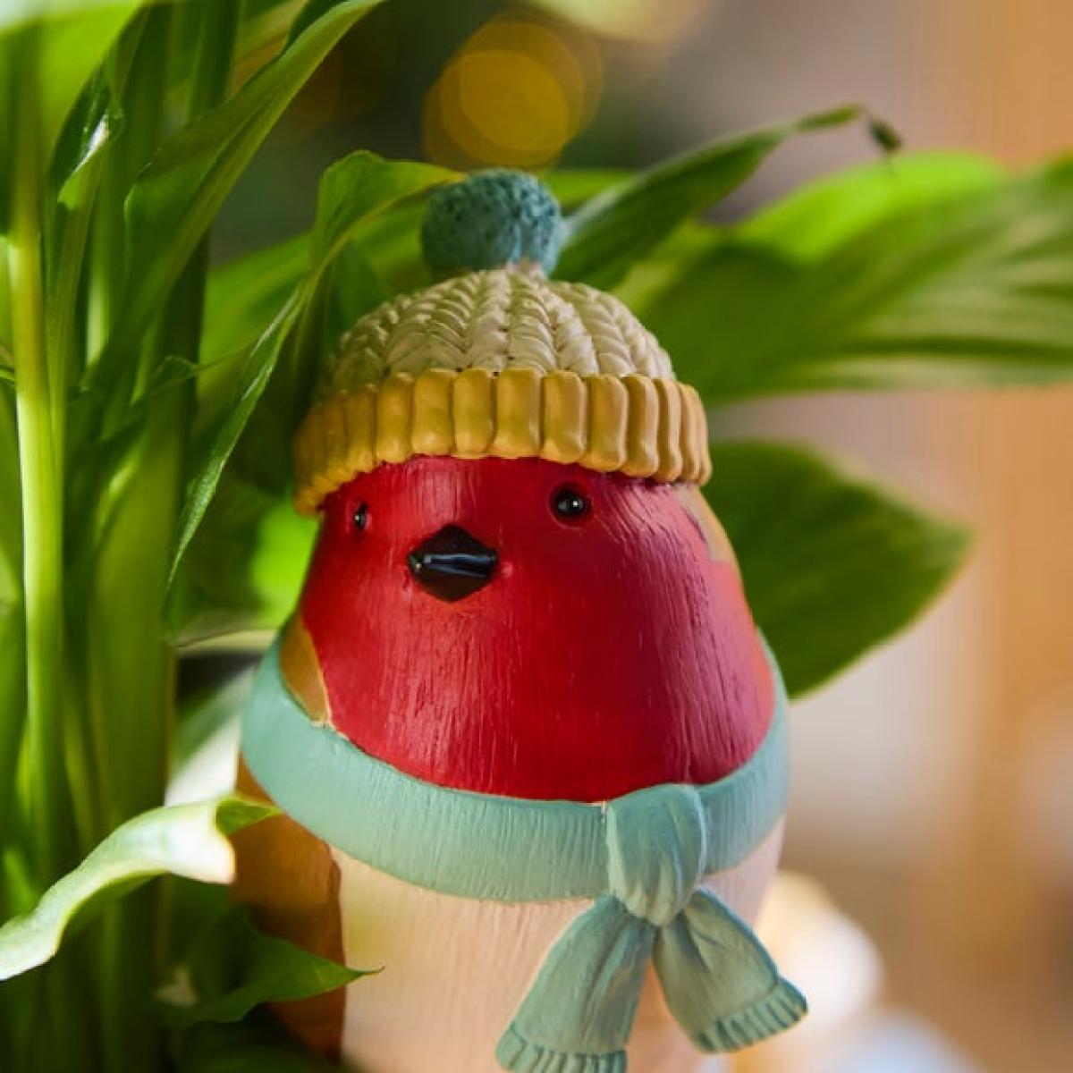 Rowan the Robin Plant Pot Hanger – image 2