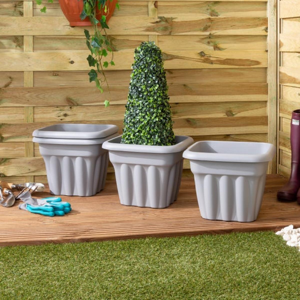 Vista Pack of 4 Square Plant Pots – image 1