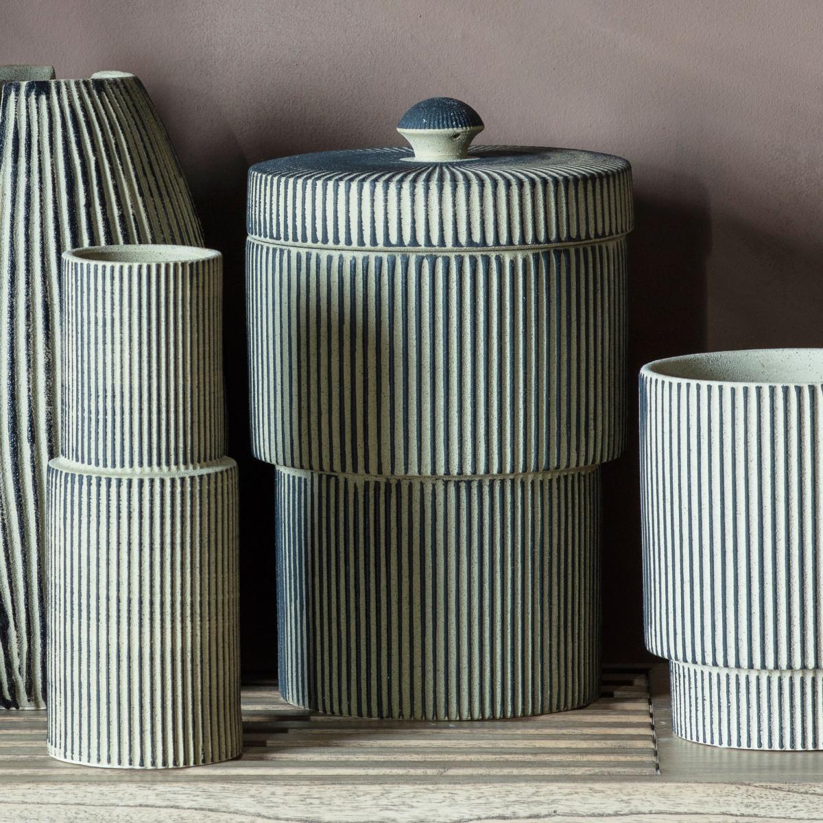 Stripe Pot with Lid Natural – image 1