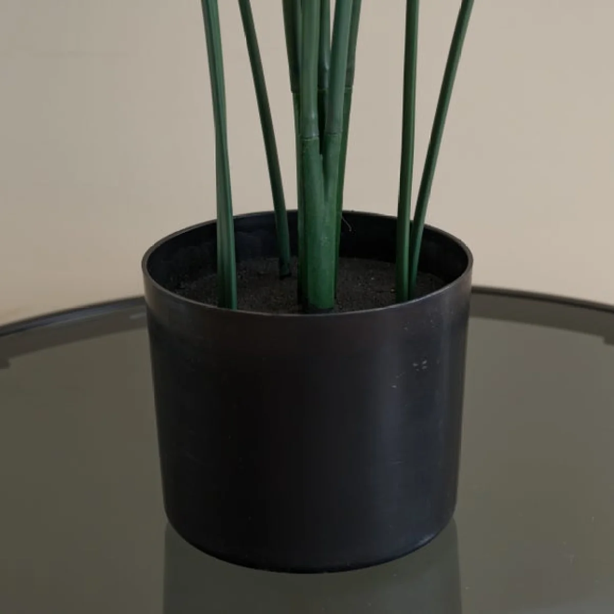 90cm Artificial Bird of Paradise Plant in Black Plastic Plant Pot – image 3