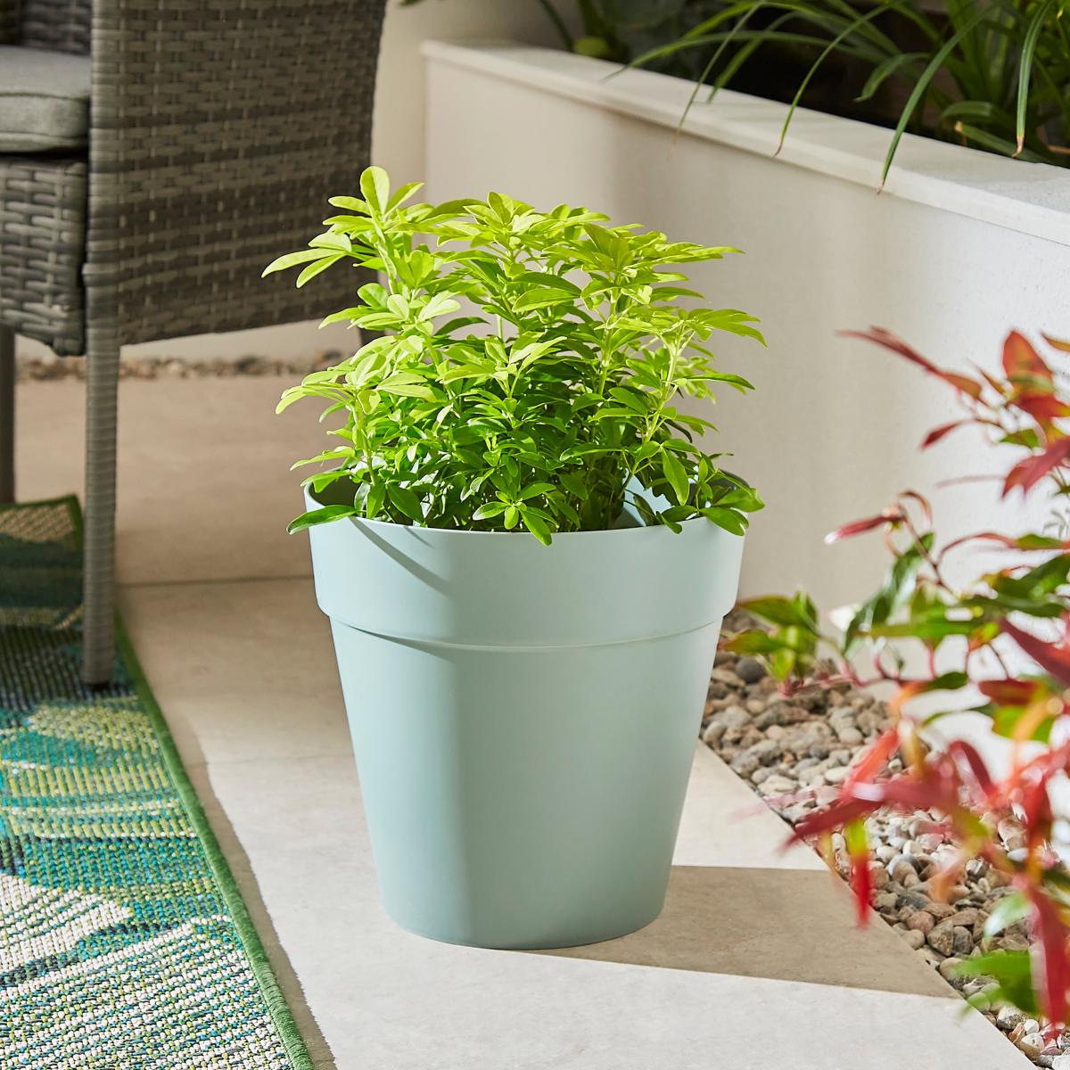 Small Soho Planter 28cm Green – image 1