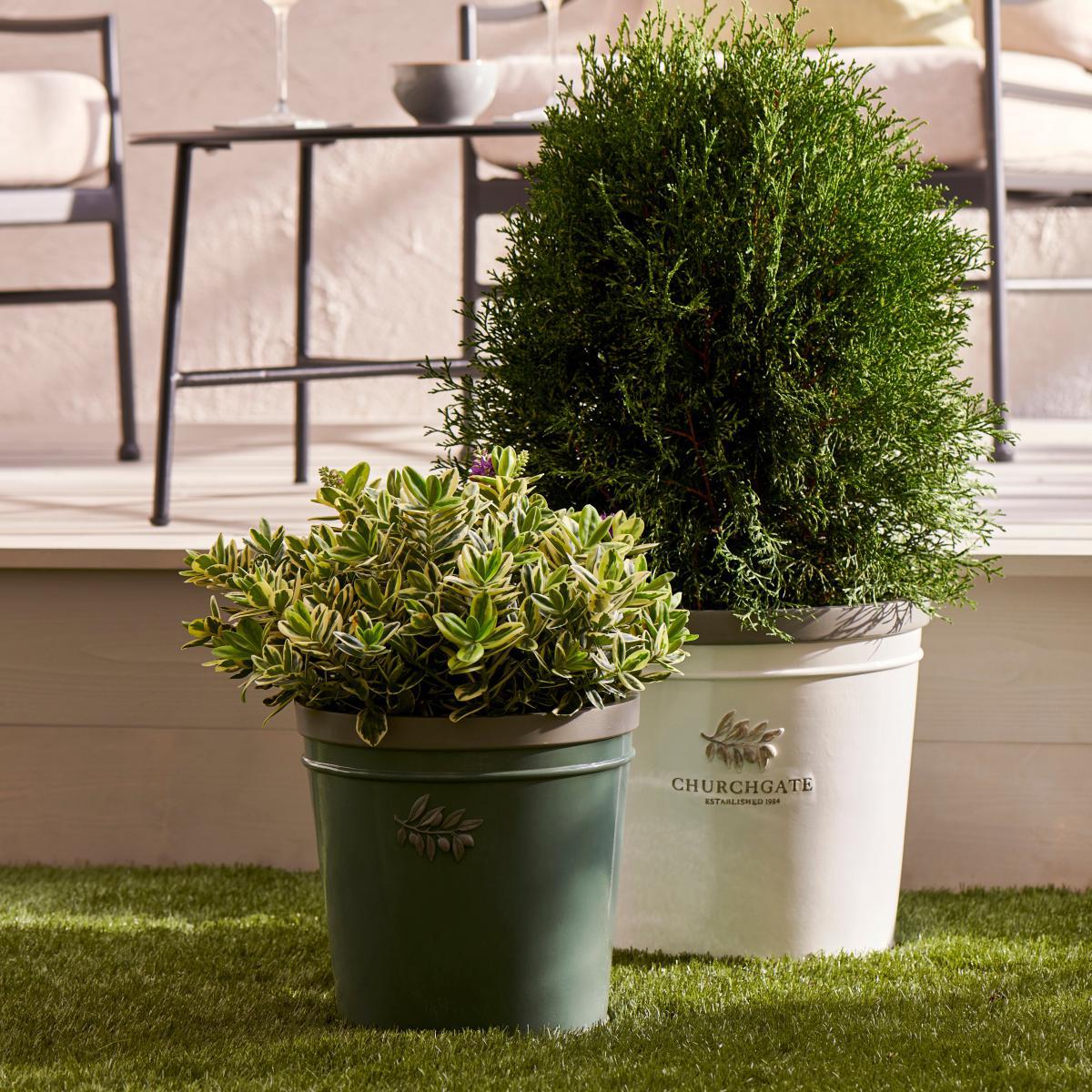 Small Churchgate Planter Green – image 3