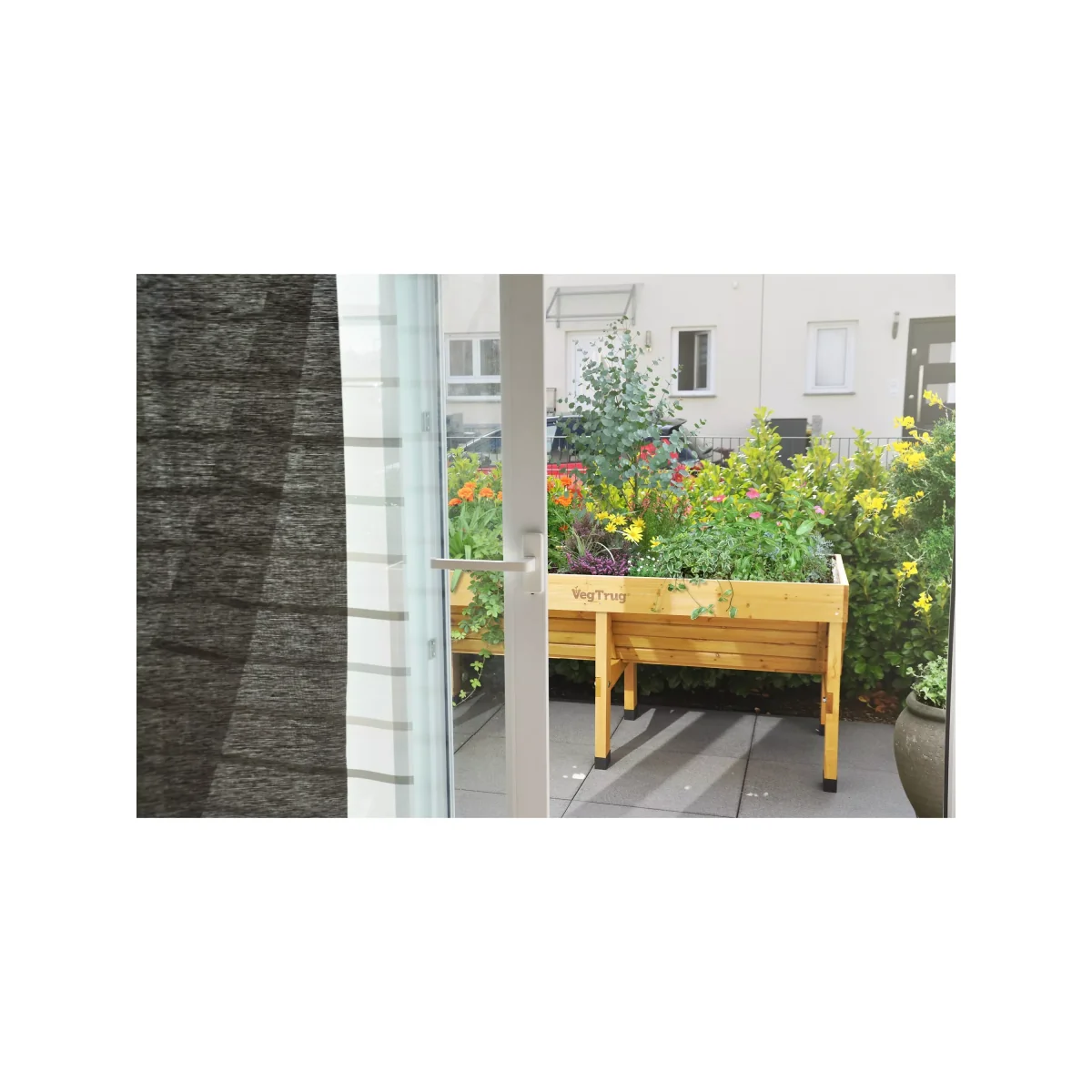 VegTrug Outdoor Medium Planter, 183cm, FSC-Certified (Cedar Wood) – image 11