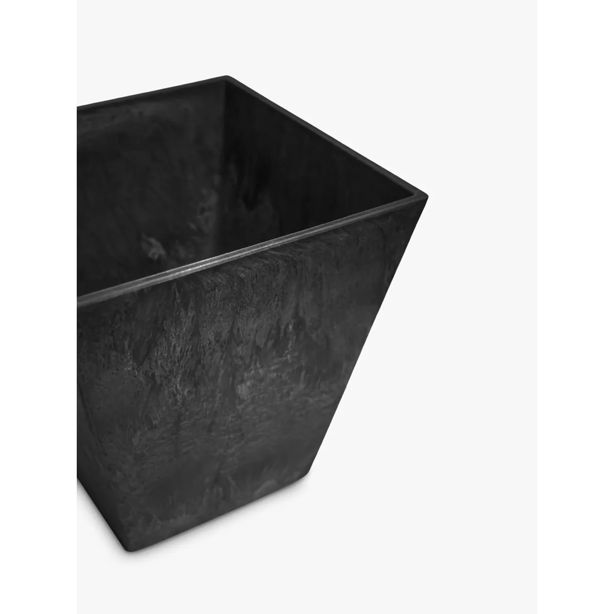 Ivyline Ella Outdoor Planter – image 2