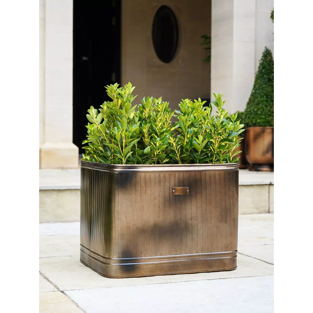 Ivyline Hampton Galvanised Metal Outdoor Trough Planter, 80cm – image 5