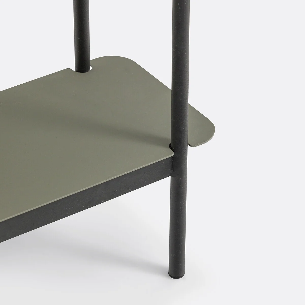 Fleury High Metal Planter – image 6