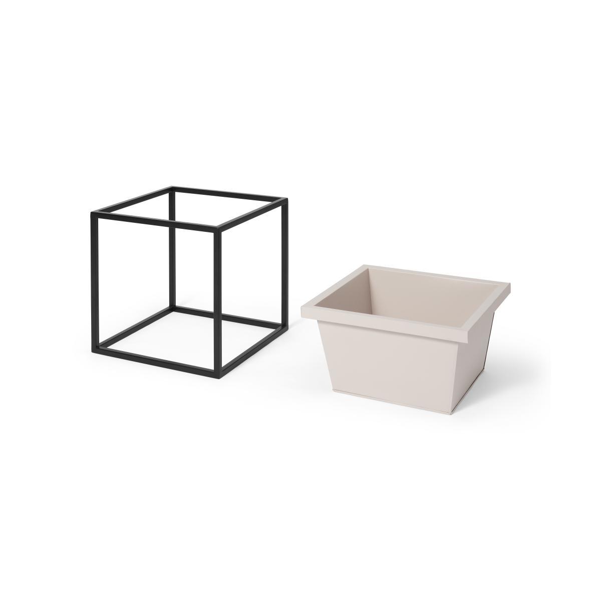 Noor Low Planter Stand, Stone & Black – image 5