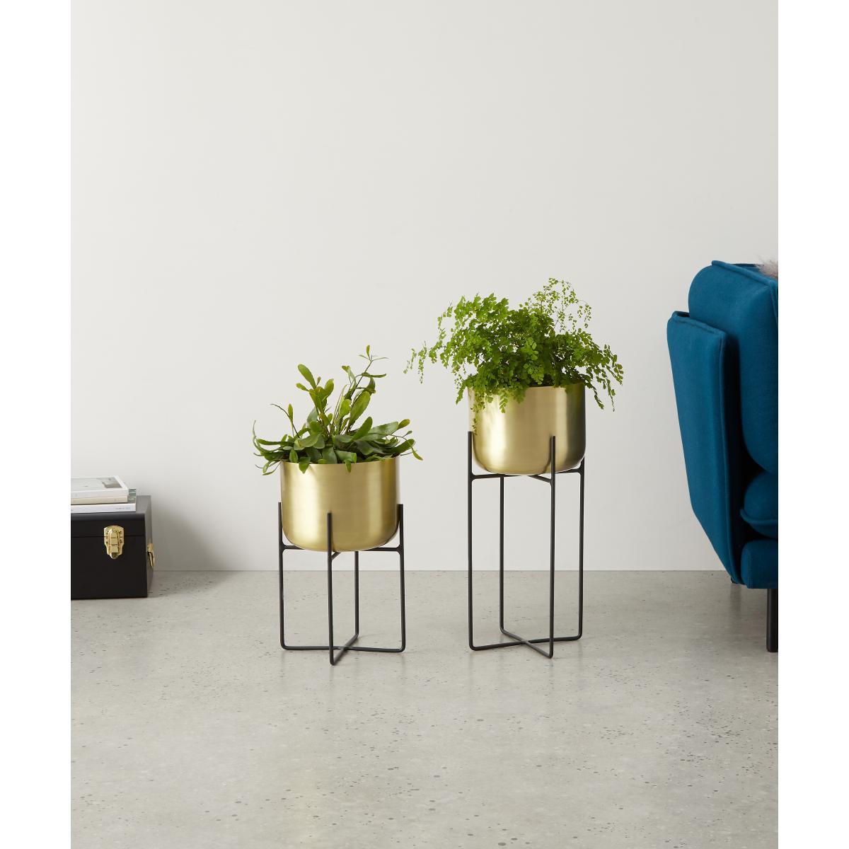 Salix Set Of Two Large Plant Stands, Brass – image 3