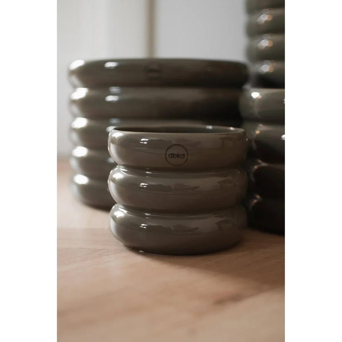DBKD Mud plant pot shiny dust Ø10 cm – image 3