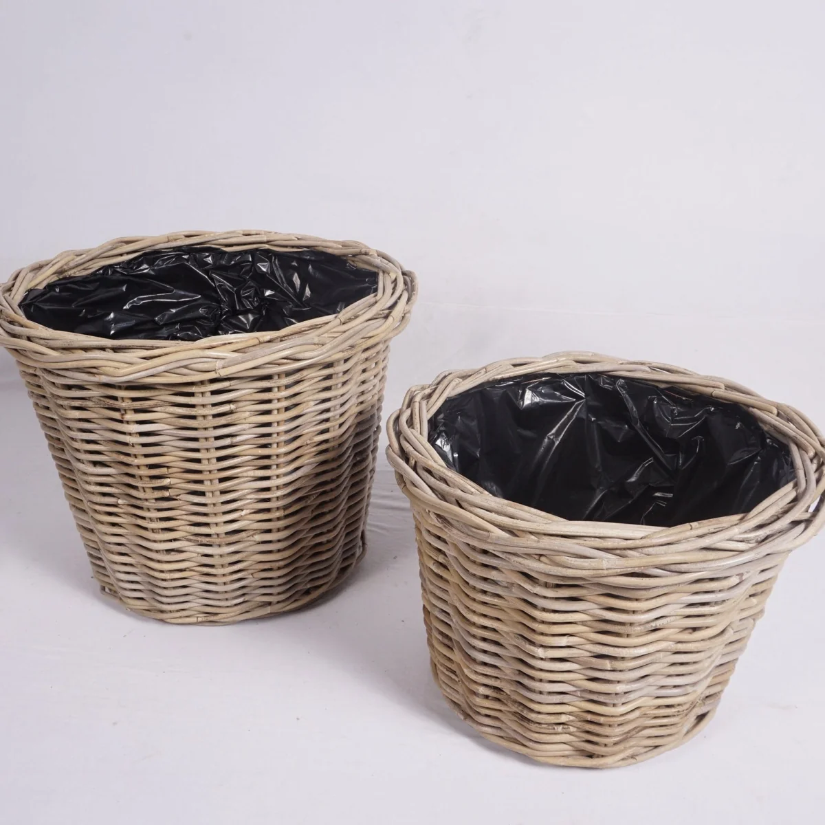 Wovenhill Round Tapered Garden Planter – image 5