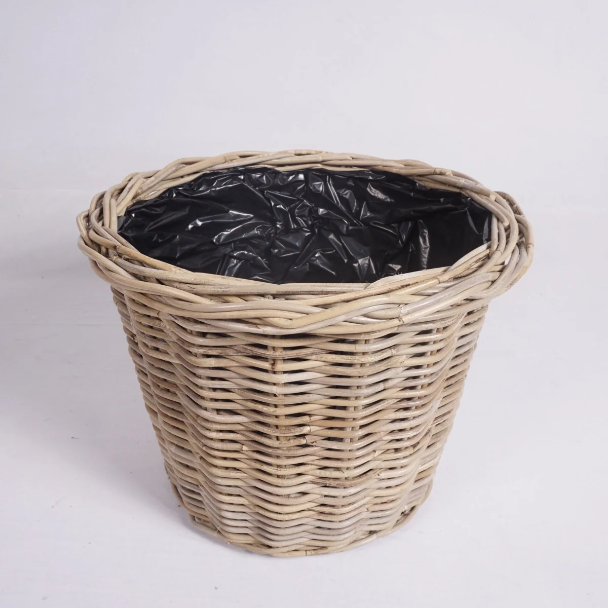 Wovenhill Round Tapered Garden Planter – image 6