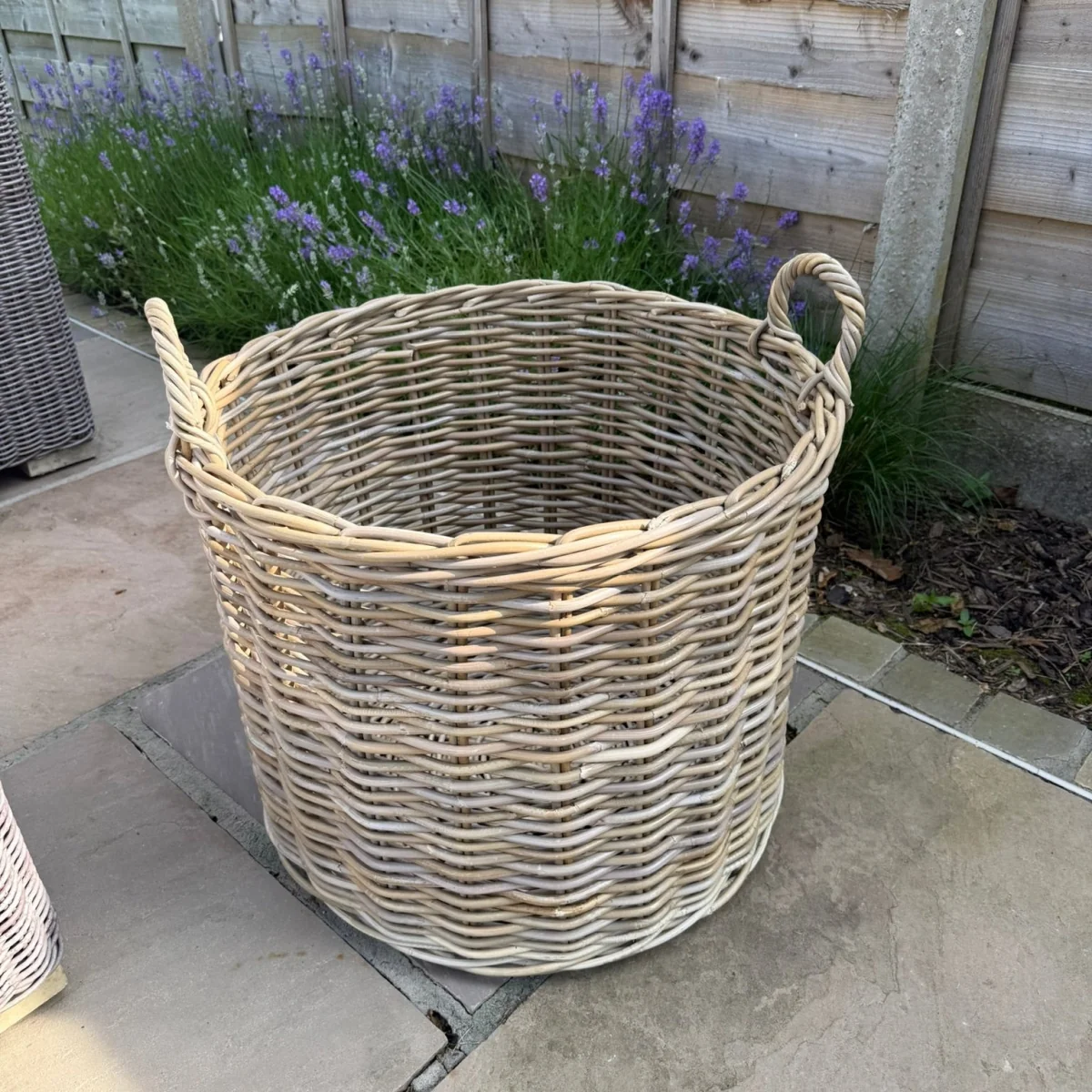 Wovenhill Round Tapered Garden Planter – image 7
