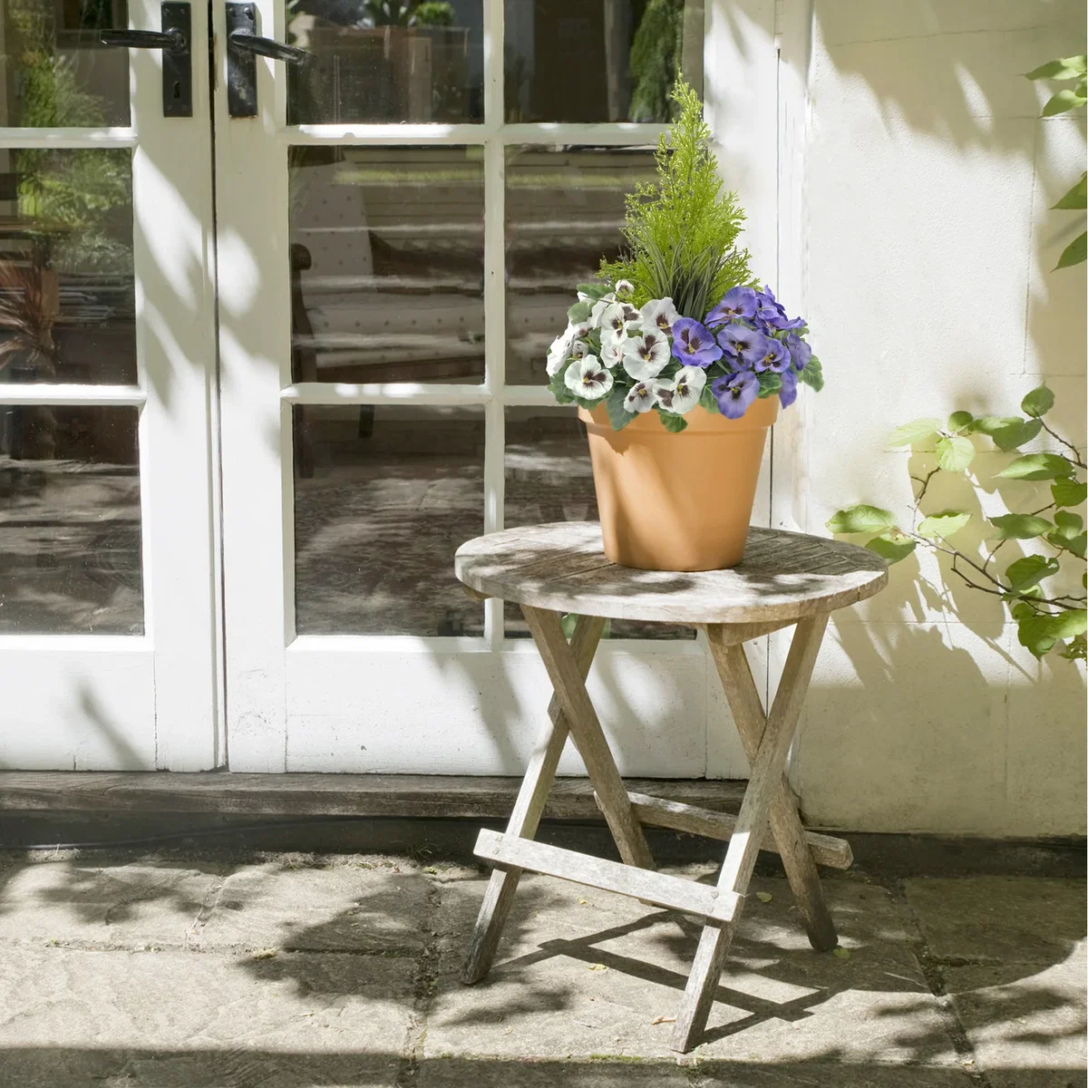 Artificial Purple and White Pansies in Terracotta Pot Patio Planter - Purple and White – image 3