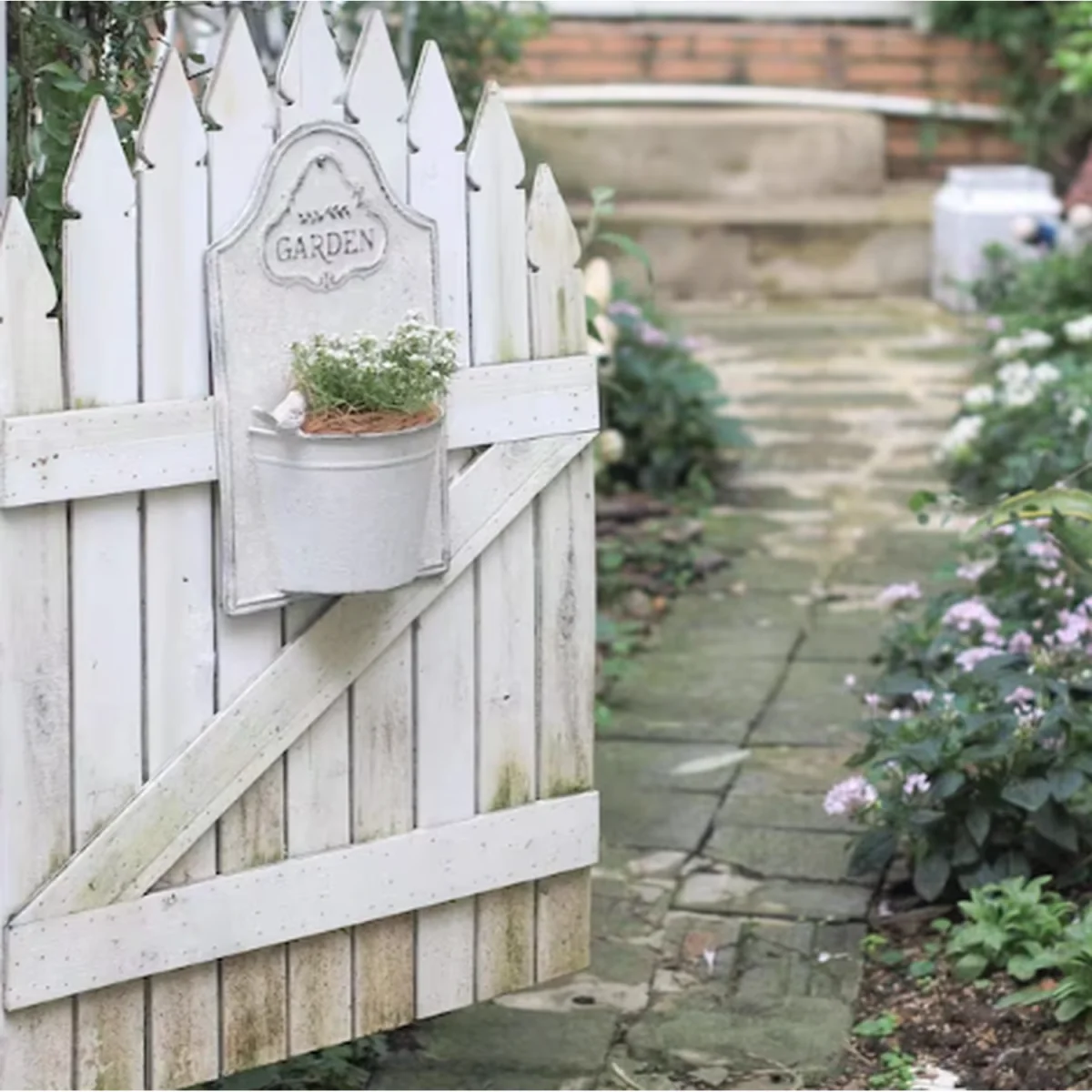 Vintage Metal Wall Planter - White – image 4