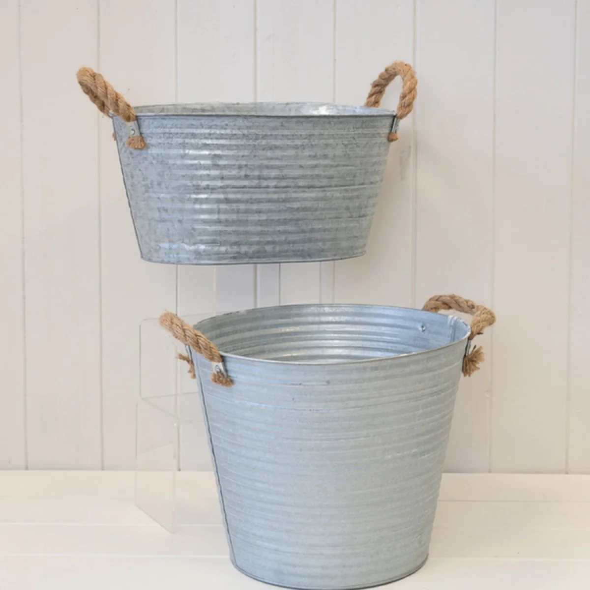 Grey Aged Zinc Planter with Rope Handles & Drainage Hole - Grey – image 2