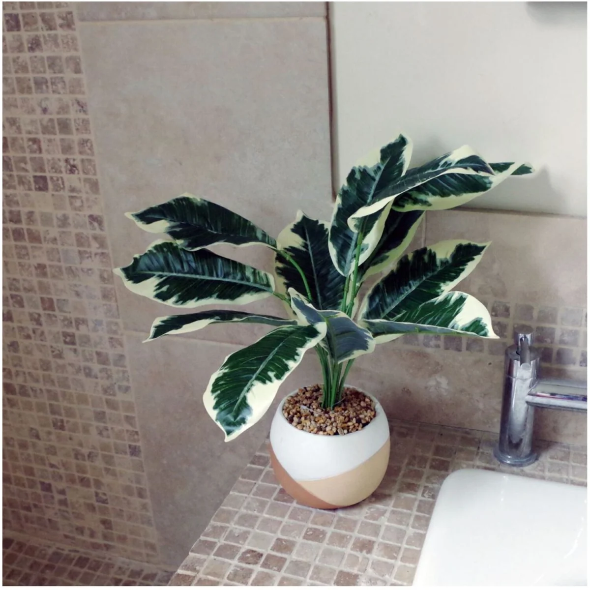 40cm Variegated Artificial Pothos Plant in Hand-Painted Cement Planter - Green – image 2