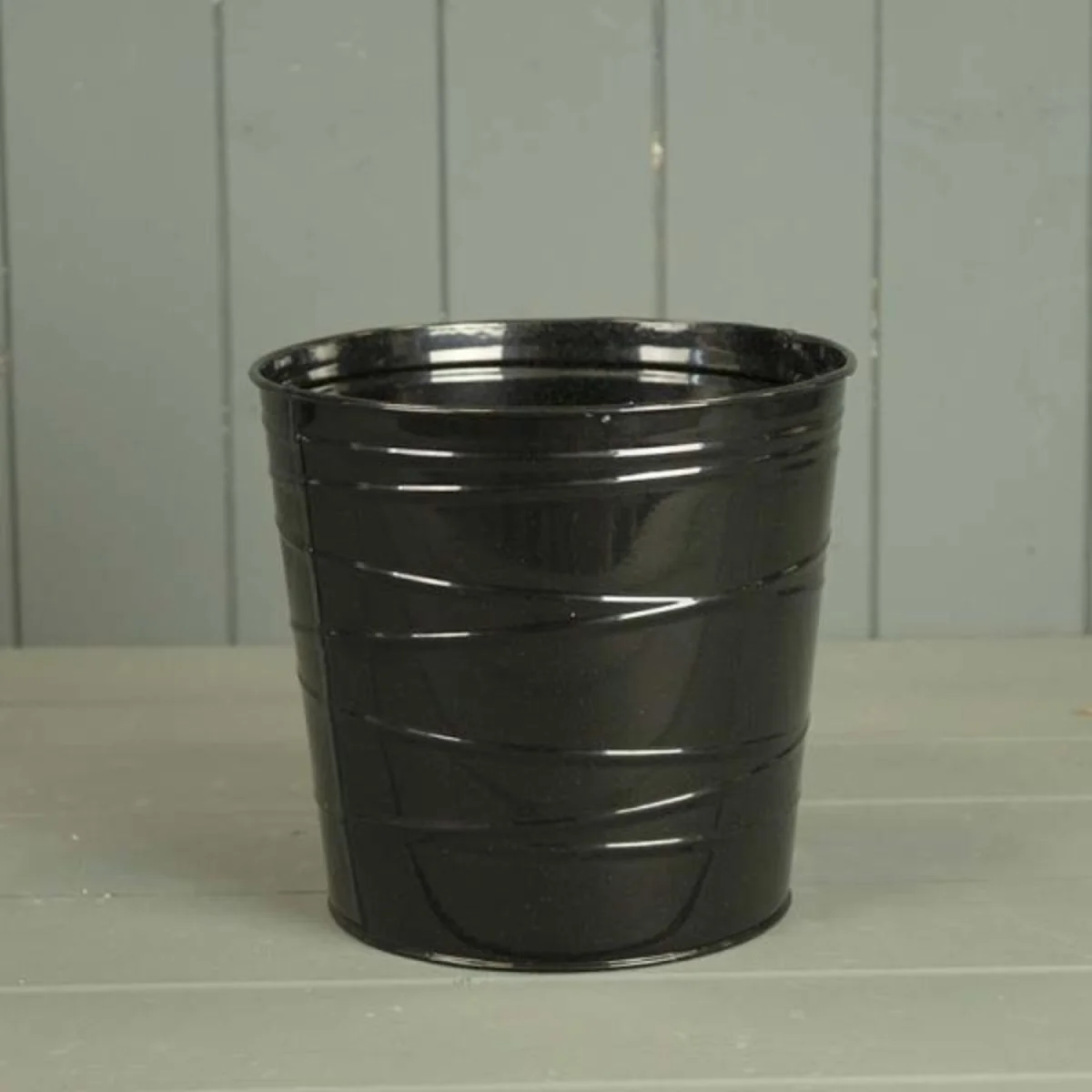 Charming Black Zinc Pot Plant pot - Black