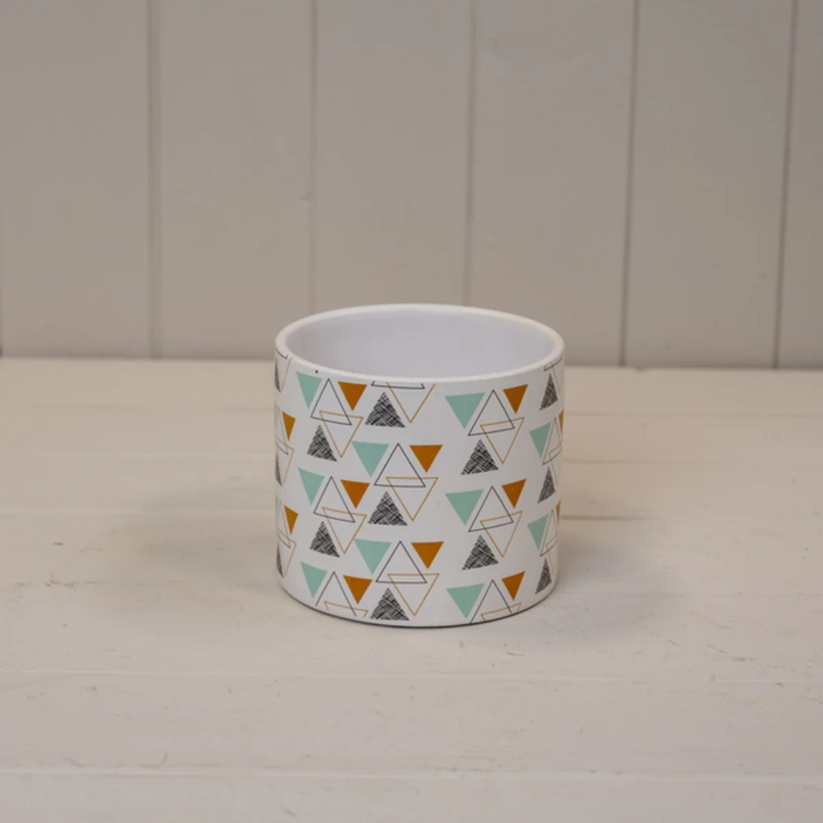 Charming Rustic White Geometric Pot - Multi