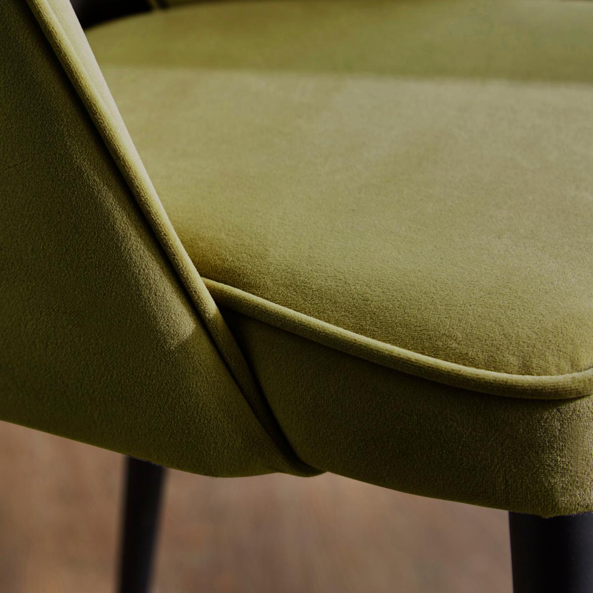 Effy Round Dining Table With 4 Lillia Olive Velvet Chairs Olive – image 3