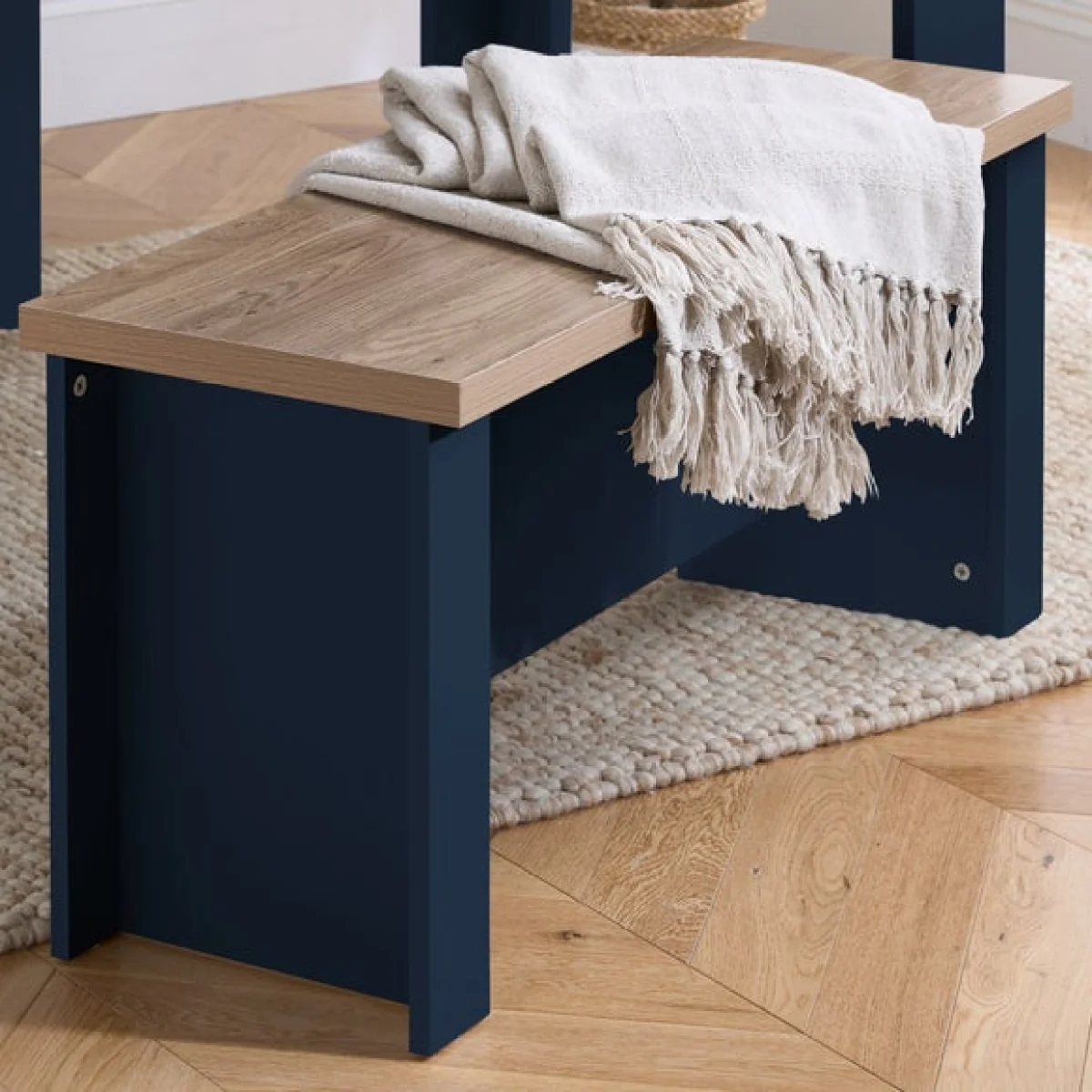 Highgate Dining Table with 2 Benches, Oak Effect – image 2