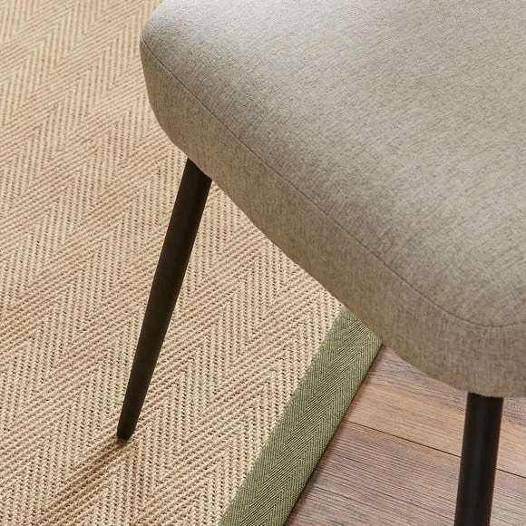Fulton 4-6 Seater Fliptop Pine Effect Dining Table with 4 Taylor Natural Dining Chairs – image 4
