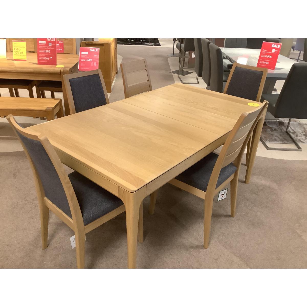 Ercol Romana Dining Table and 5 chairs – image 2