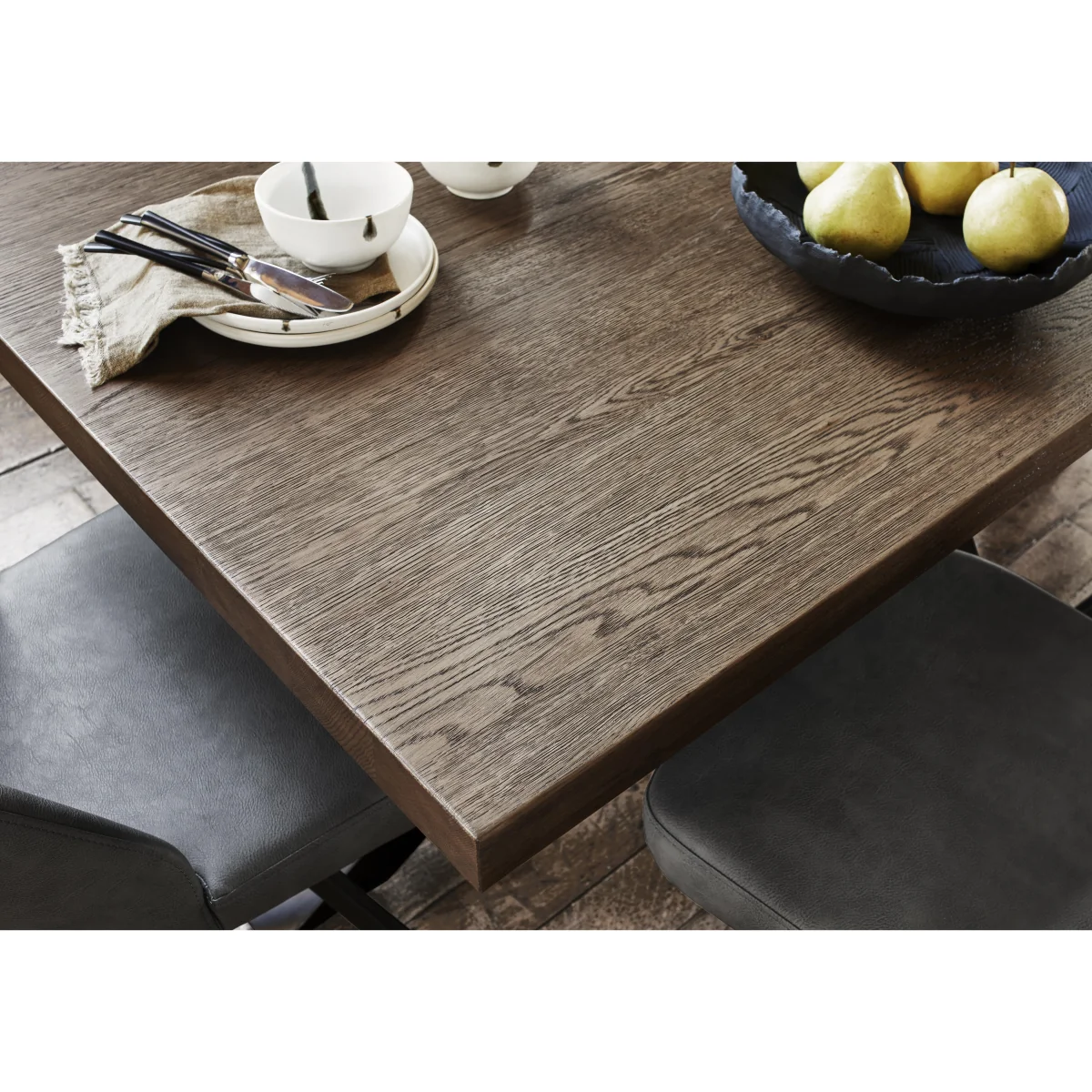 Jupiter Dining Table with Star Base and 4 Swivel Chairs - 140-cm - Green – image 3