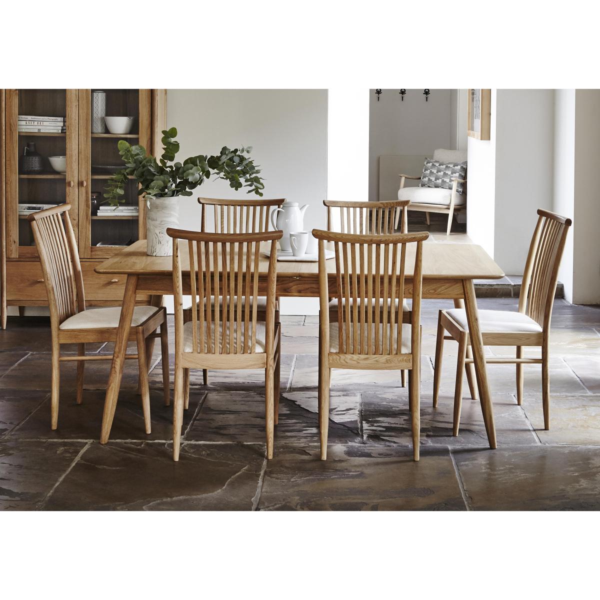 Ercol - Teramo Medium Dining Table and 4 Slatted Chairs - Brown – image 1