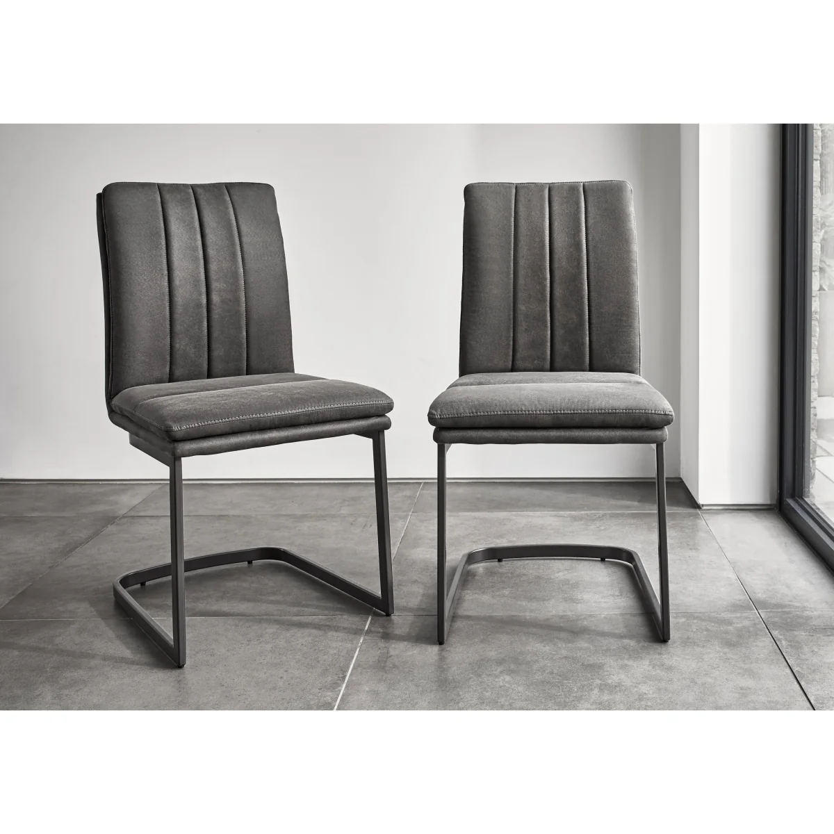 Moon Star Base Dining Table and 6 Upholstered Cantilever Chairs – image 4