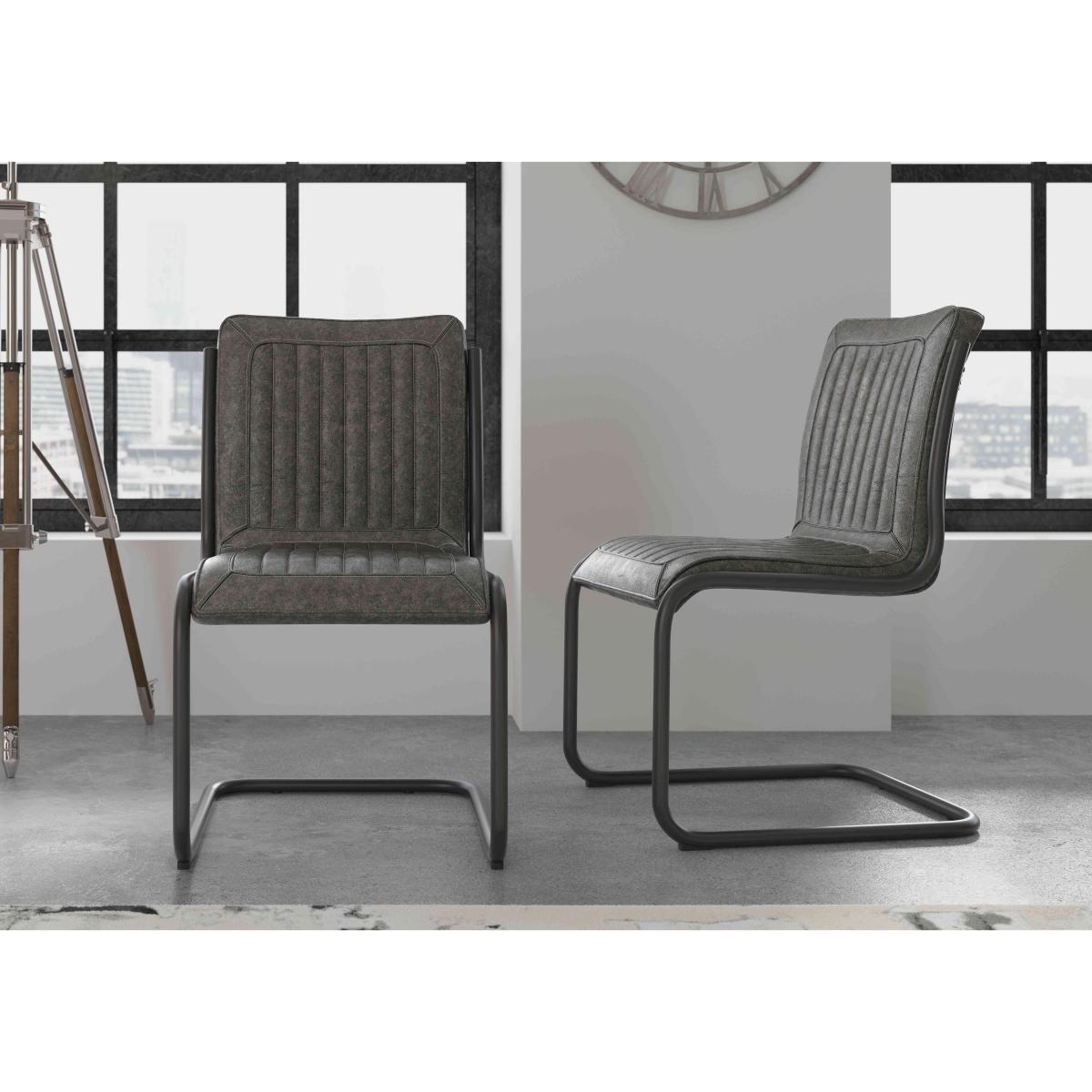 Fire 2.0 Table and 6 Dining Chairs - 130-cm – image 5