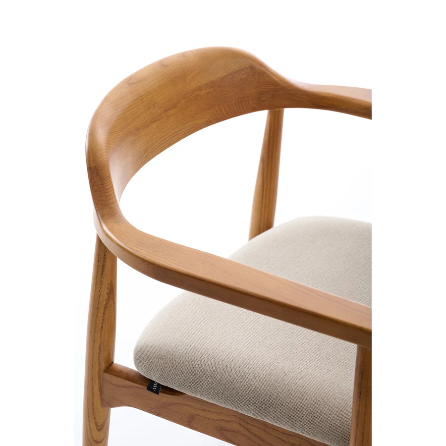 Sia 4-6 Seat Chestnut Dining Table and 4 Morton Chairs – image 5
