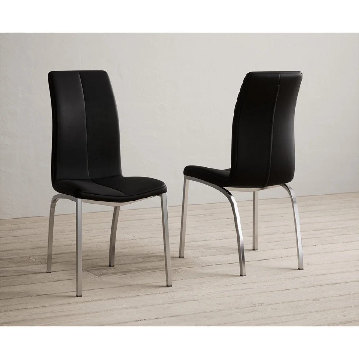 Bernini 110cm Glass Dining Table with 4 Black Marco Chairs – image 5