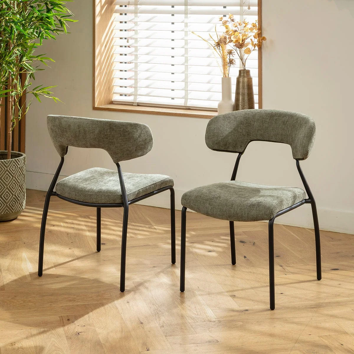 Contemporary Round Extendable Dining Table and Chairs 4 Seater Set Green & Grey Ceramic – image 4