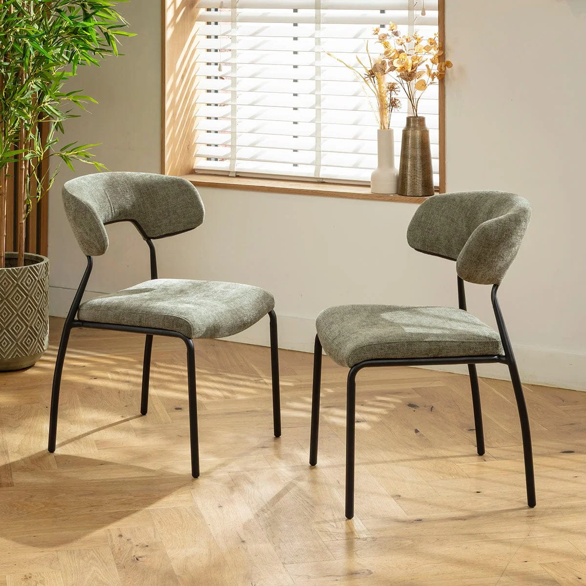 Contemporary Round Extendable Dining Table and Chairs 4 Seater Set Green & Grey Ceramic – image 7
