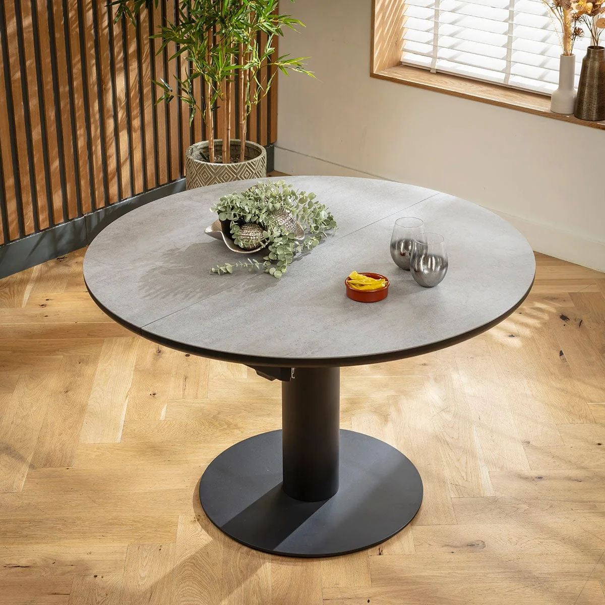 Contemporary Round Extendable Dining Table and Chairs 4 Seater Set Green & Grey Ceramic – image 10