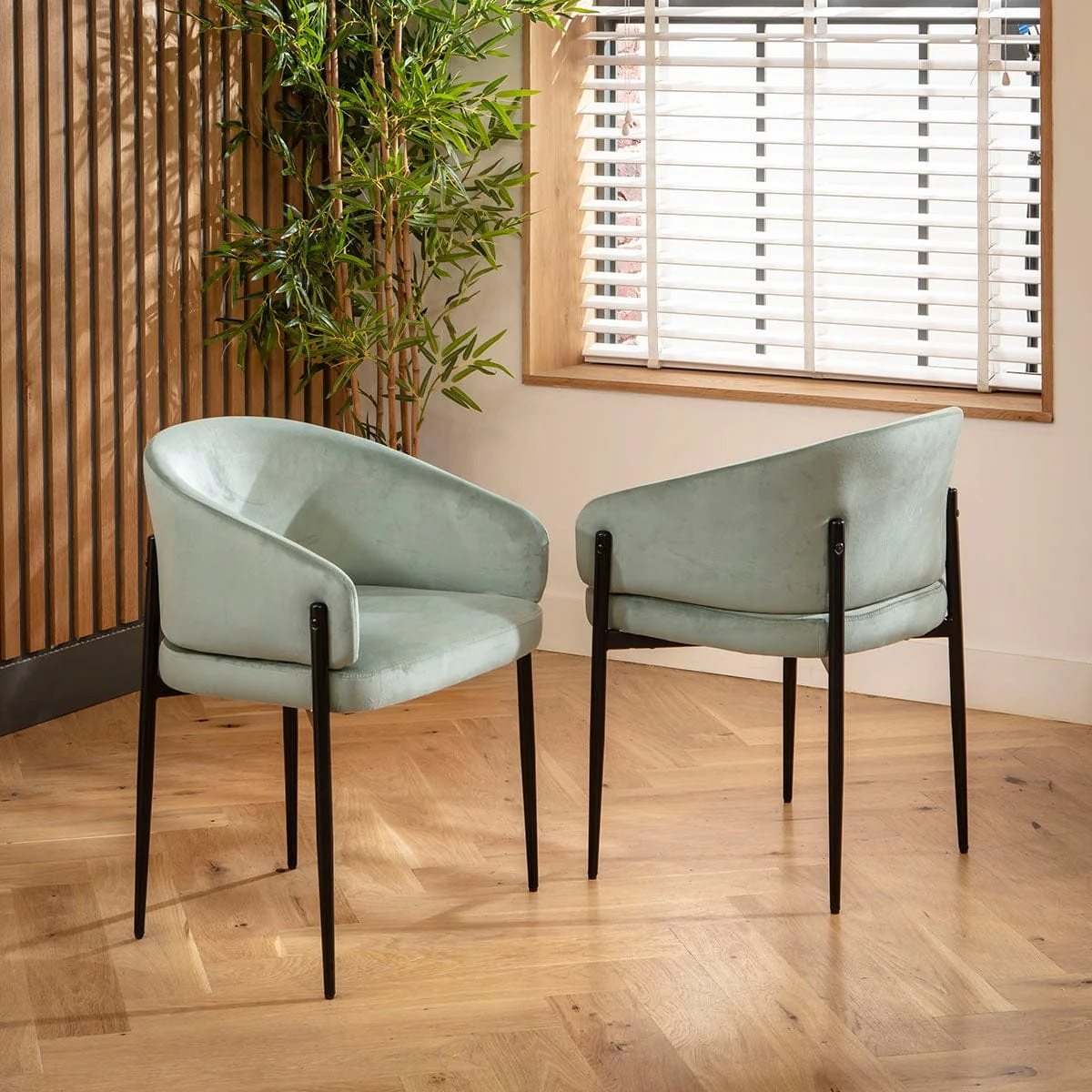 Modern 8 Seater Dining Table and Chairs Set Green Velvet Light Oak – image 3
