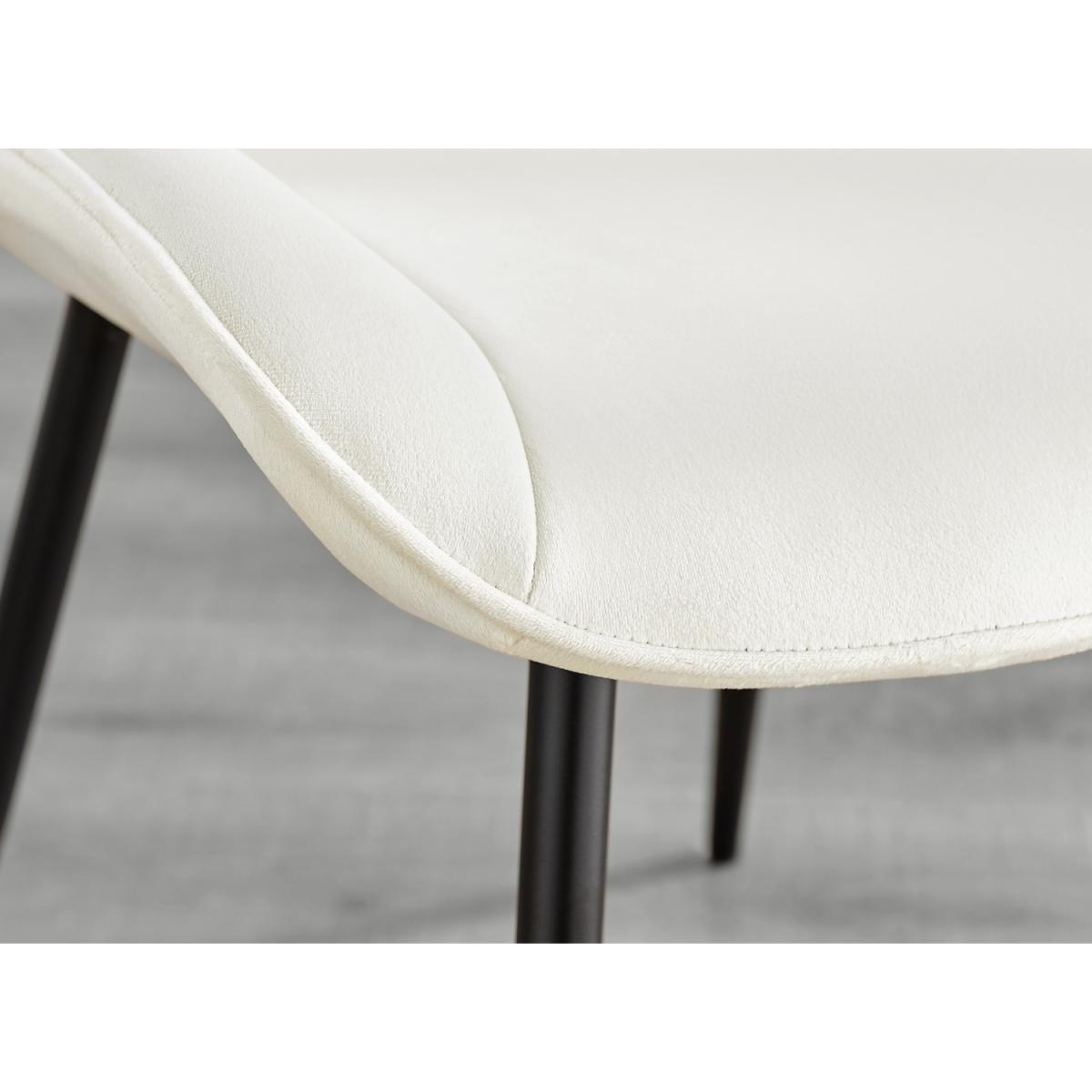 Giovani 4 Black Dining Table and 4 Pesaro Black Leg Chairs - Silver – image 13