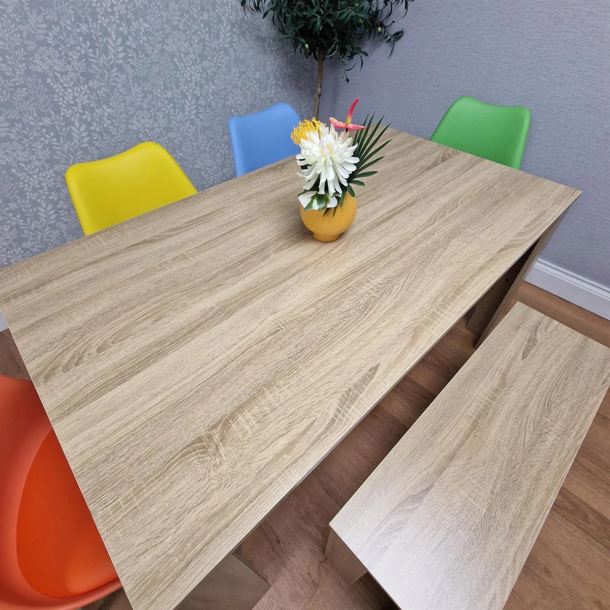 Oak Effect Dining Table Set With 4 Mix Plastic Chairs And Bench Dining Room Furniture - Brown – image 6