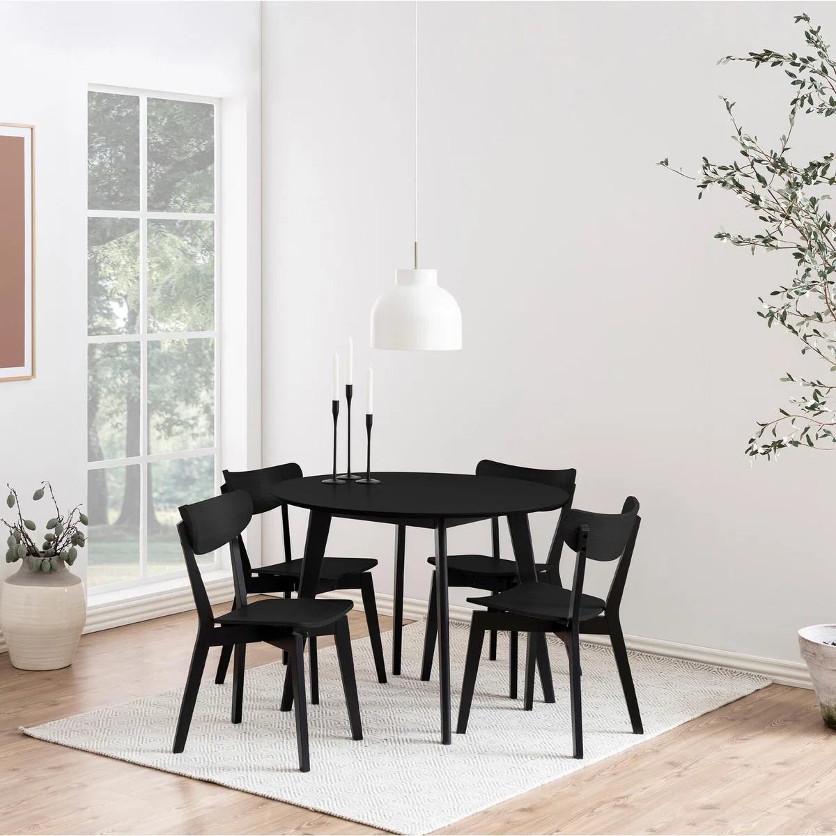 Roxby Round Dining Table and Chair Set - Black / 105cm