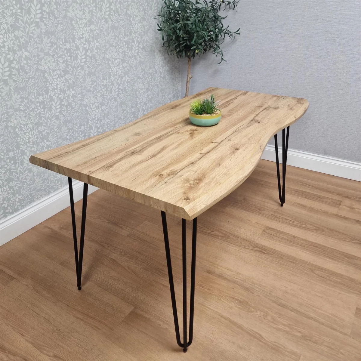 Modern Dining Table 117cm with Metal Hairpin Legs and Set of 4 Cream Dining Chairs - Brown – image 2