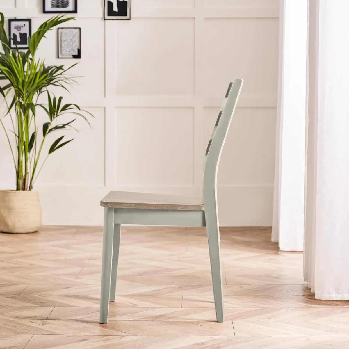 Lulworth Whitewashed Wood Dining Table 6 Lynton Chairs - Light Grey – image 9