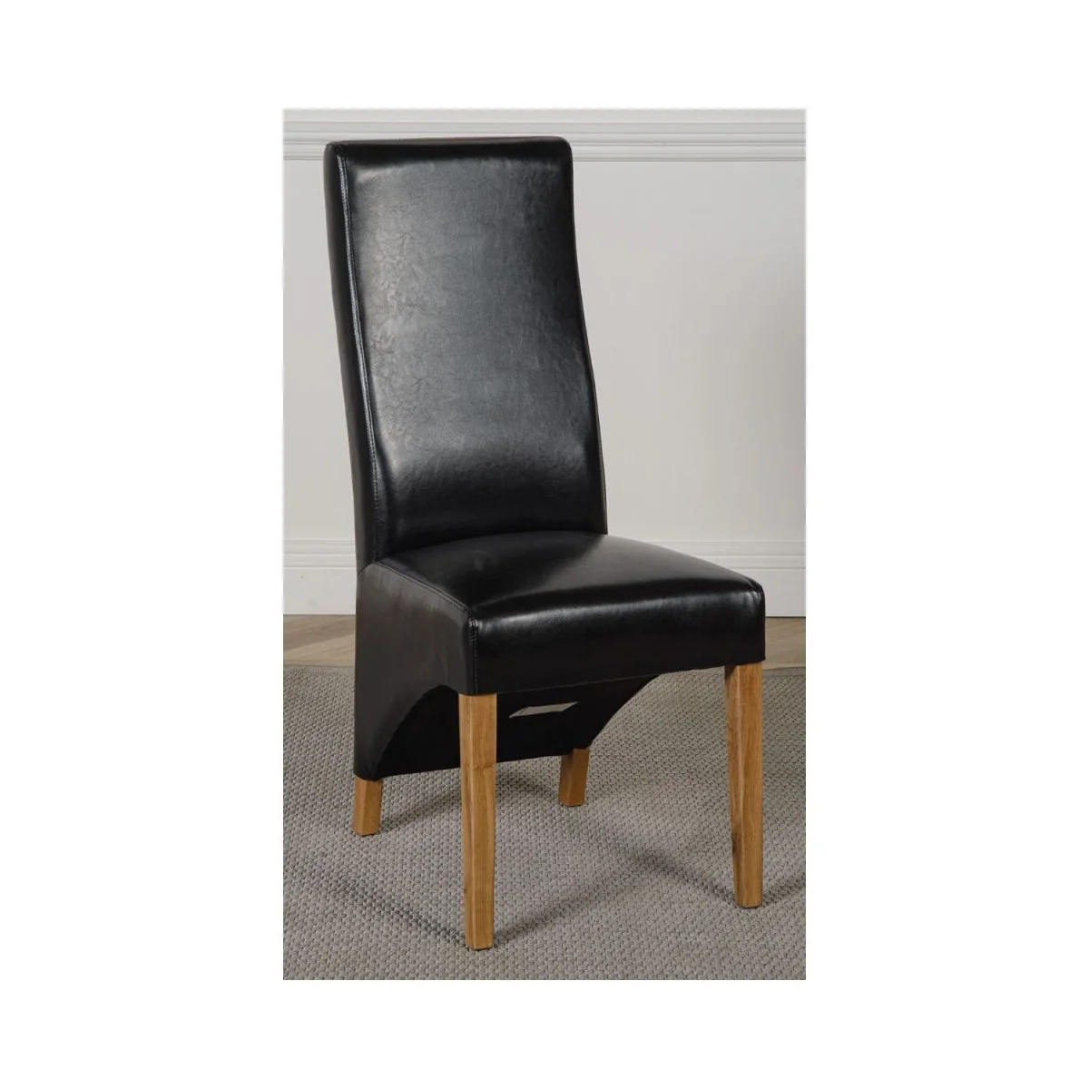 Hampton 120-160cm Oak Extending Dining Table and 4 Lola Leather Chairs - Black – image 29