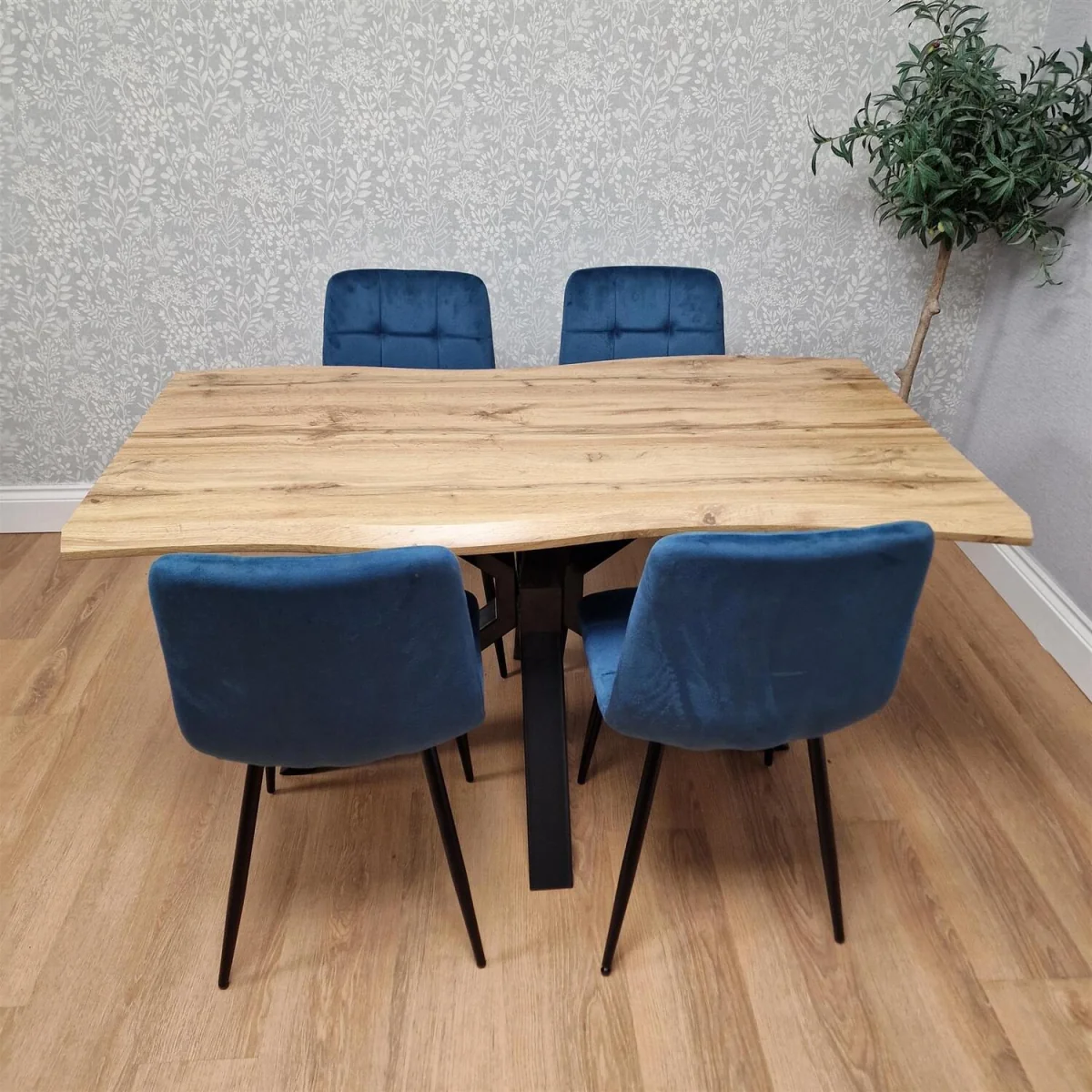 Modern Dining Table with 4 Blue velvet tuffted Chairs Kitchen Furniture - Brown – image 3