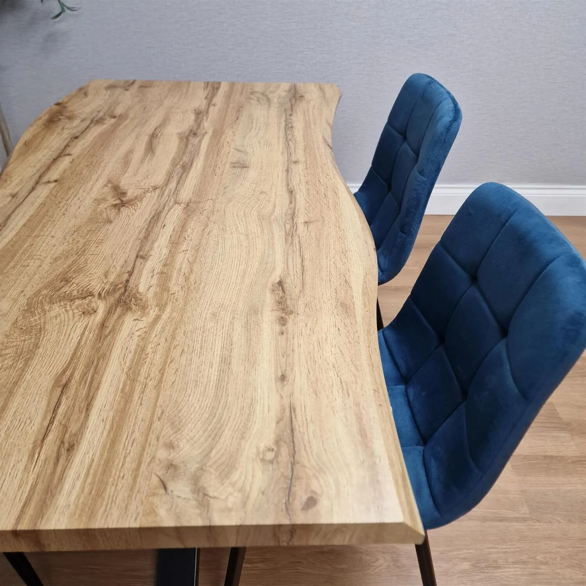 Modern Dining Table with 4 Blue velvet tuffted Chairs Kitchen Furniture - Brown – image 6