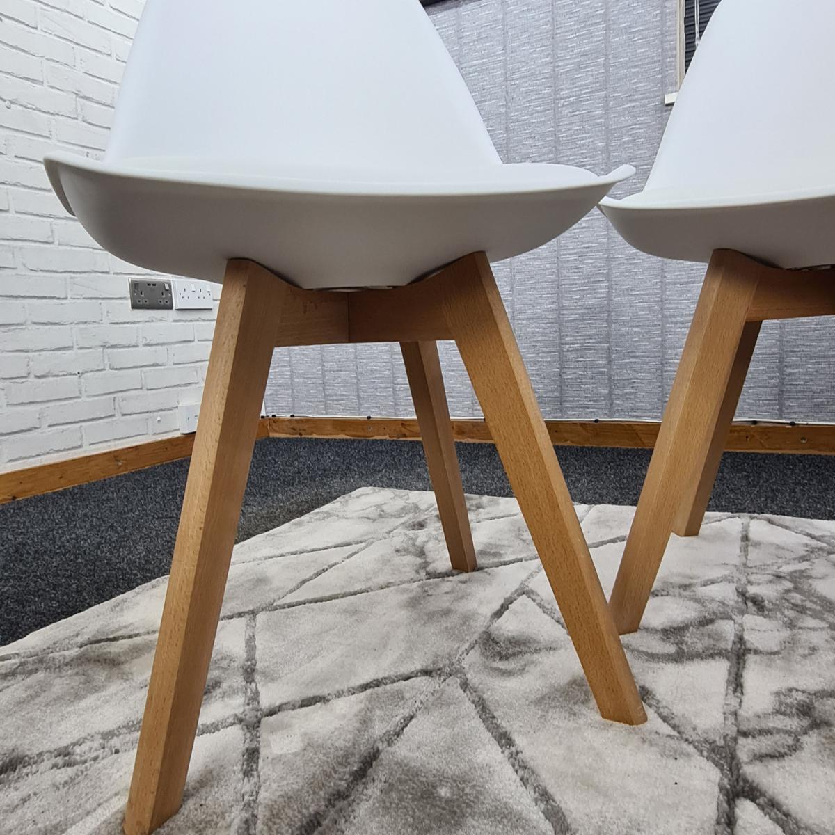 Kitchen dining table and 4 White Tulip Chairs Set of 4 dining set  - Black White – image 2