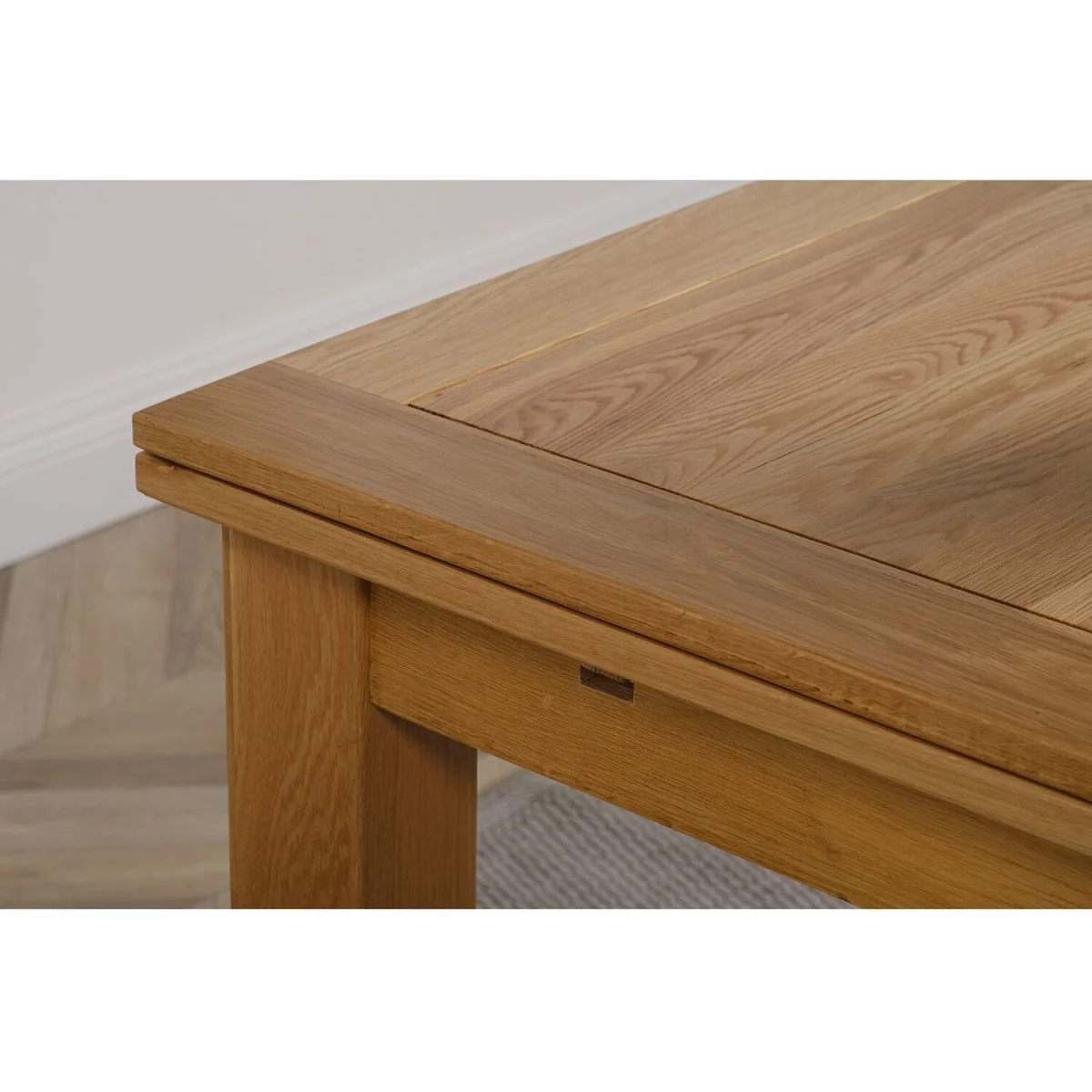 Richmond 90-150cm Square Oak Extending Dining Table and 4 Yale Chairs - Brown – image 3