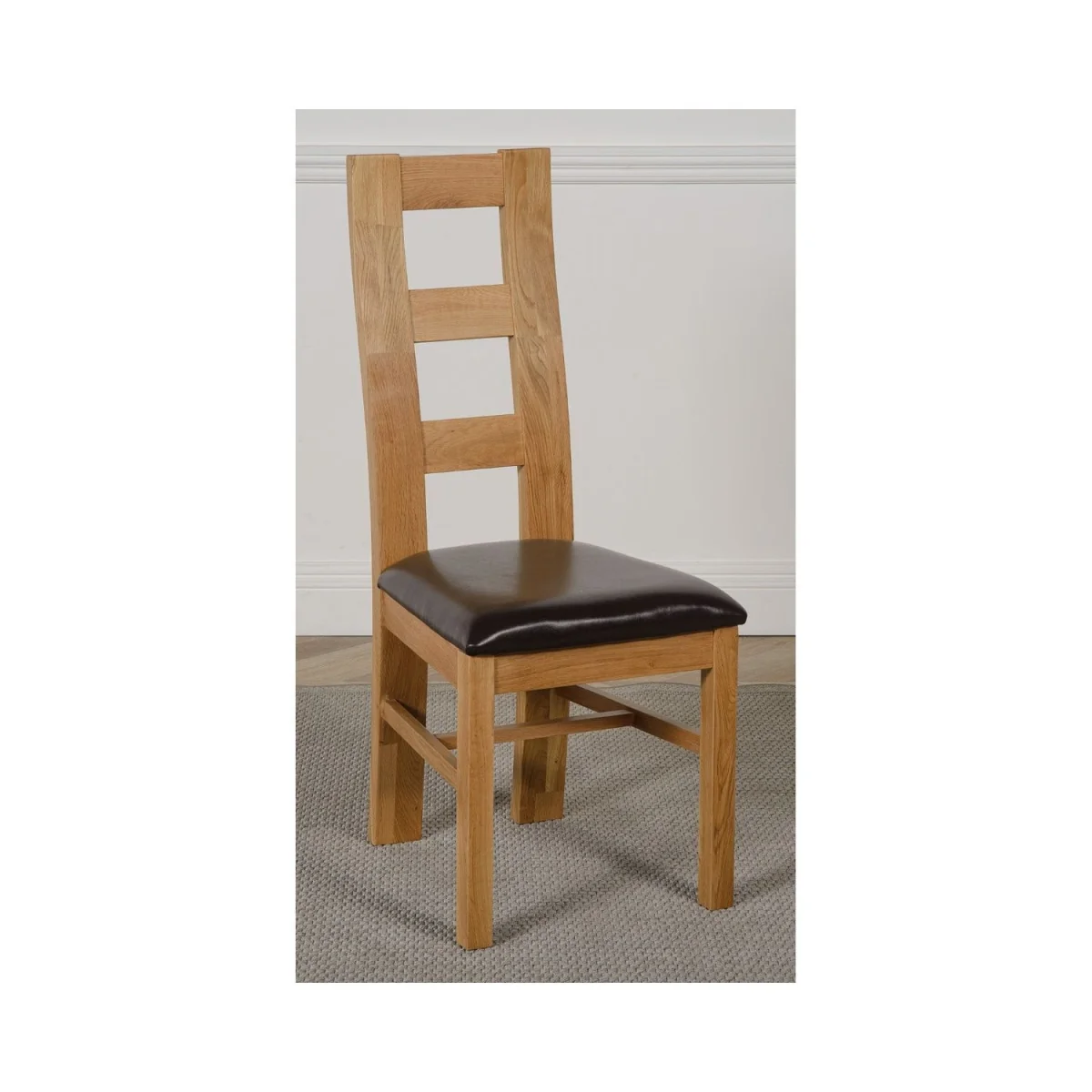 Richmond 90-150cm Square Oak Extending Dining Table and 4 Yale Chairs - Brown – image 9