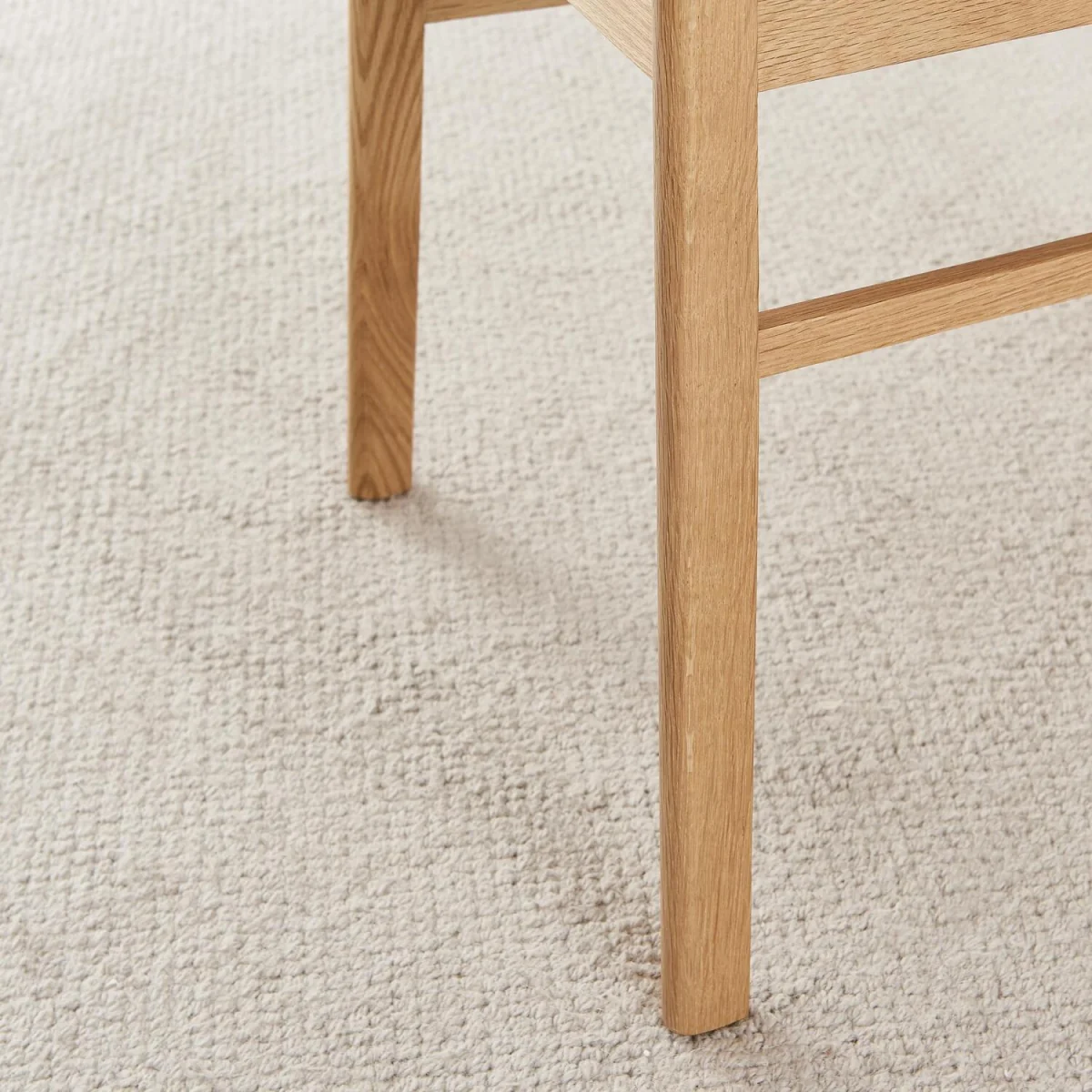Mette Round Oak Veneer Dining Table 4 Bonnie Chairs - Oak – image 13